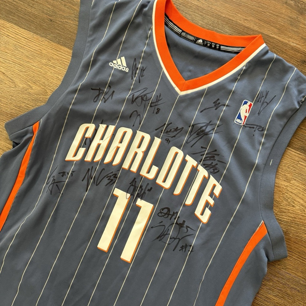 Charlotte‎ Bobcats Jersey #11 Bailey Multiple Autographs NWOT Adidas Sz M